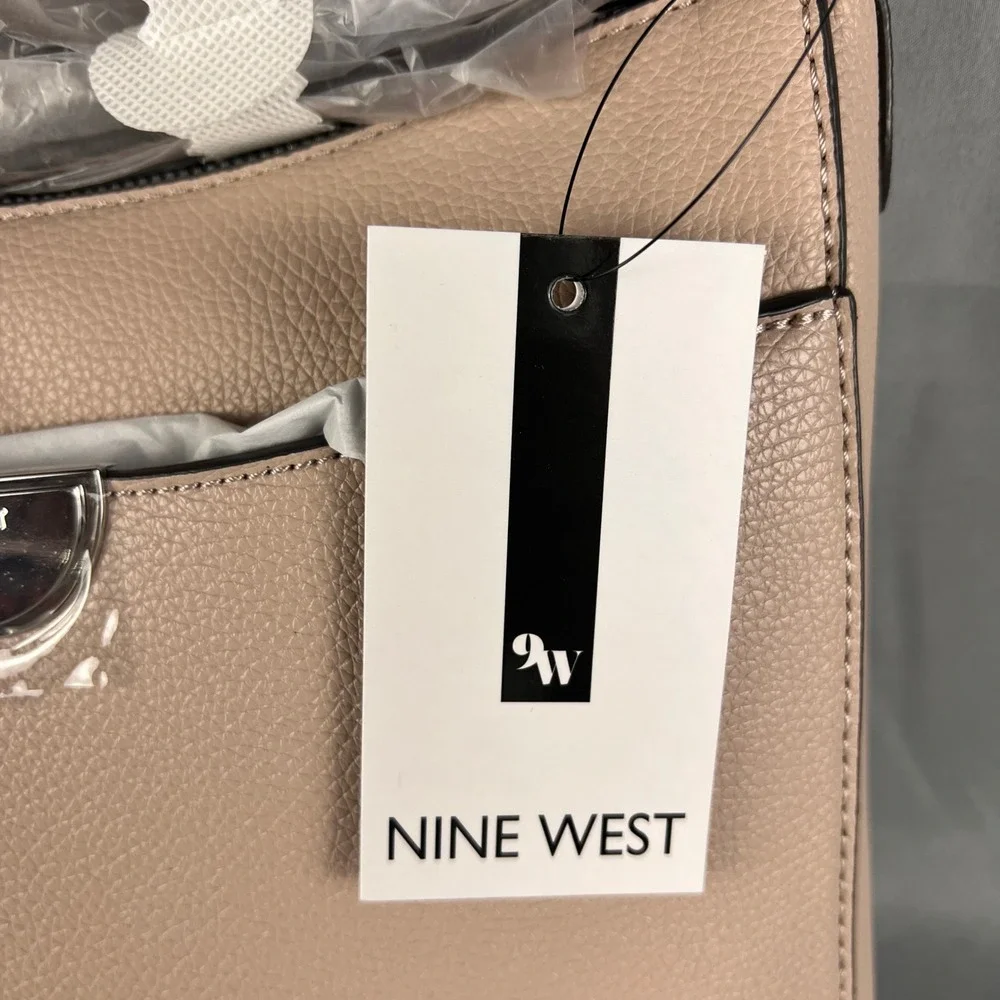 Nine West Gelina Crossbody Bag Womens Soft Marble Pebble Beige Leather Lined